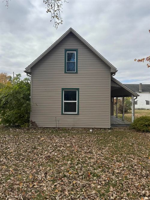 104 S State St, Goldsmith, IN, 46045-8004 | Card Image