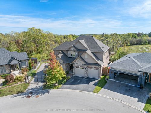 8-3545 Campden Rd, Campden, ON, L0R1G0 | Card Image