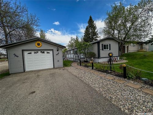 107 May St, Neudorf, SK, S0A2T0 | Card Image