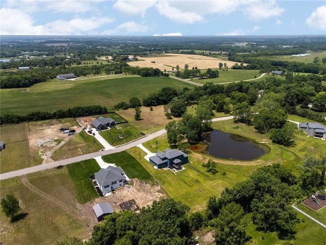 17894 169 Th St, House other with 6 bedrooms, 6 bathrooms and null parking in Basehor KS | Image 42
