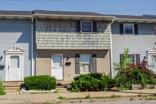 533 W Main St, Plymouth, PA, 18651-2815 | Card Image