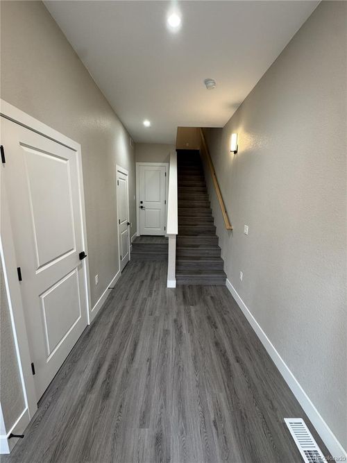 unit-8-2660 S Delaware St, Denver, CO, 80223-4454 | Card Image