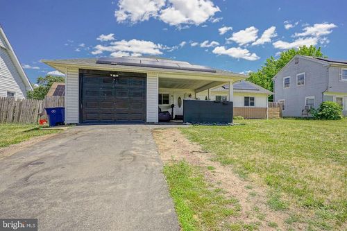 28 Blueberry Ln, Willingboro, NJ, 08046-1515 | Card Image