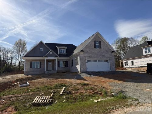 173 Cool Run, Lexington, NC, 27295 | Card Image