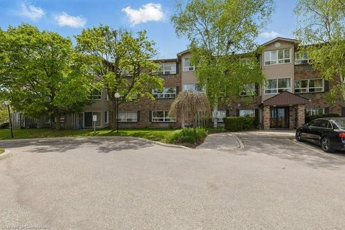 201-30 Hugo Cres, Kitchener, ON, N2M3Z2 | Card Image