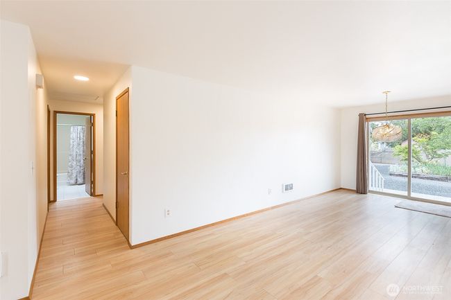 862 E Cedar St, House other with 3 bedrooms, 2 bathrooms and 2 parking in Sequim WA | Image 6