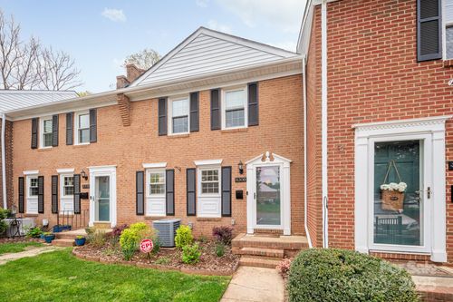 8308 Knights Bridge Rd, Charlotte, NC, 28210-5754 | Card Image