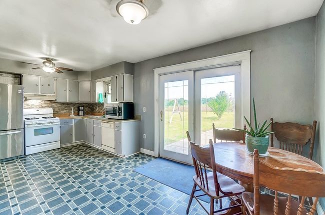 11345 E Us Highway 20, House other with 3 bedrooms, 2 bathrooms and null parking in Lagrange IN | Image 11