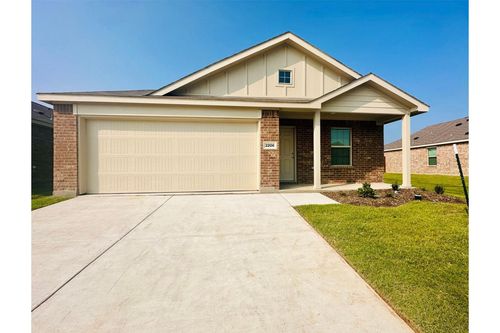 2206 Mobile Dr, Ennis, TX, 75119-7392 | Card Image