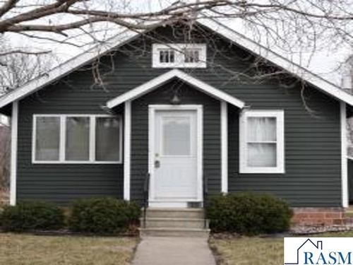 213 Brown St W, Comfrey, MN, 56019-1162 | Card Image