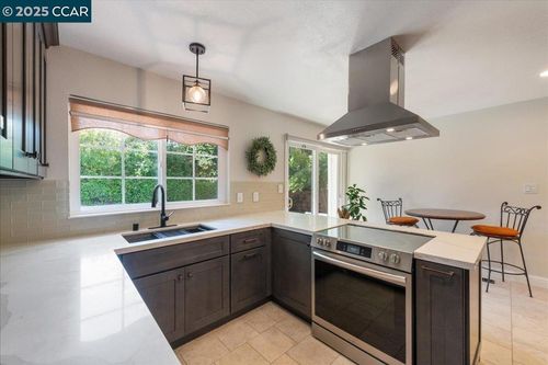 4421 Muirwood Dr, Pleasanton, CA, 94588-4370 | Card Image