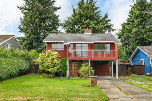 2172 Arnason Rd, Campbell River, BC, V9W5Z5 | Card Image