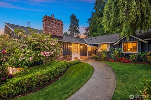 12535 Se 15th Street, Bellevue, WA, 98005 | Card Image