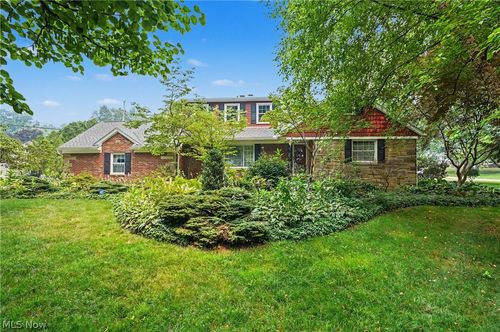 370 Kimberly Rd, Akron, OH, 44313-4252 | Card Image
