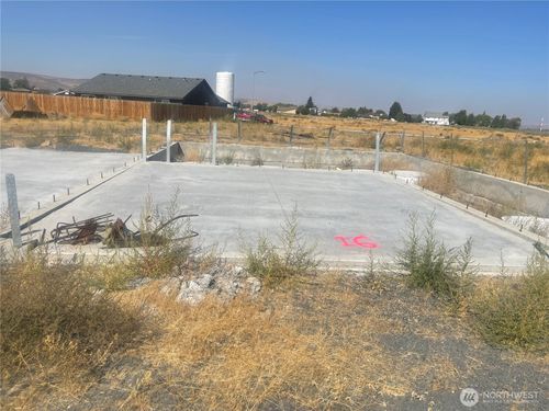 251 Parkside Pl, Ephrata, WA, 98823-2229 | Card Image