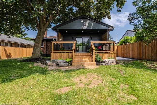 112 Wood St, House other with 5 bedrooms, 2 bathrooms and 4 parking in Brantford ON | Image 38