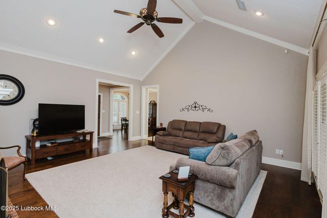 5611 85 Th St, House other with 4 bedrooms, 3 bathrooms and null parking in Lubbock TX | Image 7
