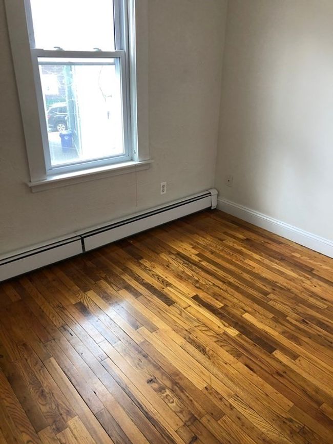 201 - 276 Cypress St, Condo with 2 bedrooms, 1 bathrooms and 1 parking in Brookline MA | Image 14