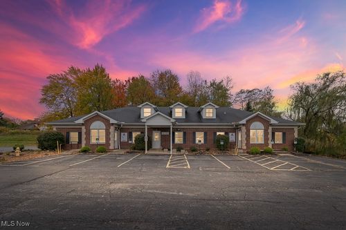 ste-5-8050 Corporate Cir, North Royalton, OH, 44133-1281 | Card Image