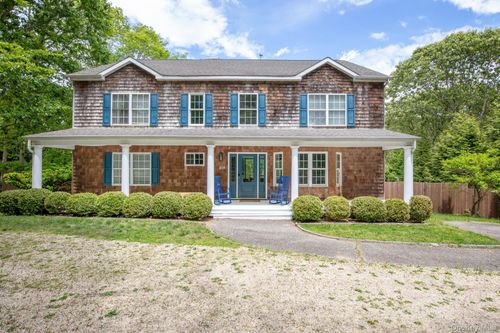 191 Shinnecock Hills Rd, Southampton, NY, 11968-3753 | Card Image