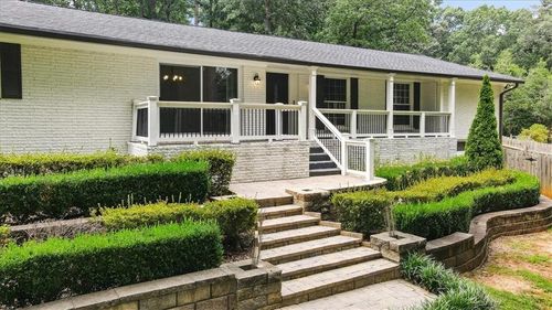 620 Spalding Dr, Atlanta, GA, 30328-2619 | Card Image