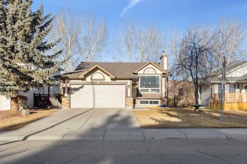 {{alt}} | Card Image