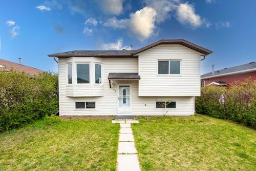 141 Falshire Close Ne, Calgary, AB, T3J3A2 | Card Image