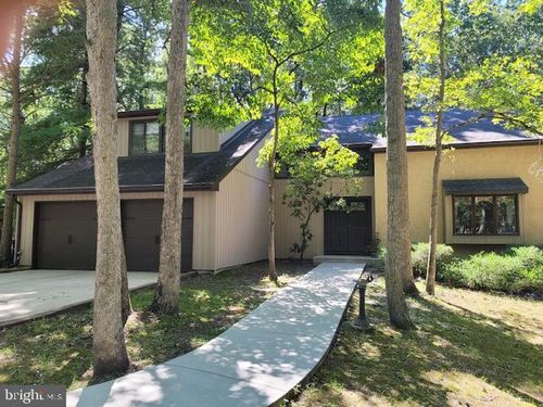 5 Pleasant Mill Ct, Medford, NJ, 08055-8462 | Card Image