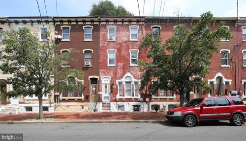 107 Penn St, CAMDEN, NJ, 08102-1636 | Card Image
