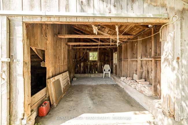 2106 Dunrobin Rd, House other with 3 bedrooms, 2 bathrooms and 8 parking in Dunrobin ON | Image 29