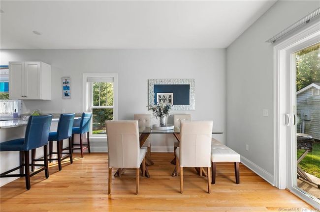 Dining Area | Image 12