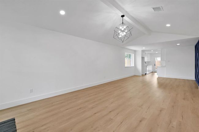 5015 Monteith Dr, House other with 3 bedrooms, 2 bathrooms and 2 parking in Spring TX | Image 13