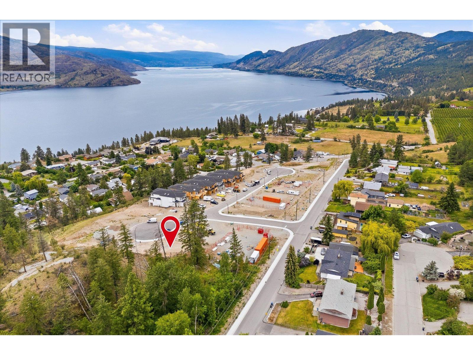 Land in Peachland