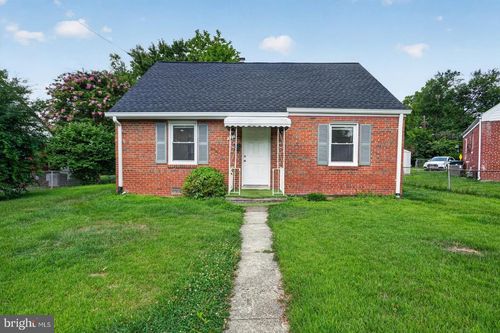 9216 51st Ave, COLLEGE PARK, MD, 20740-1938 | Card Image