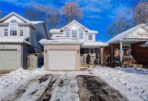 48 Karalee Cres, Cambridge, ON, N3C4H3 | Card Image