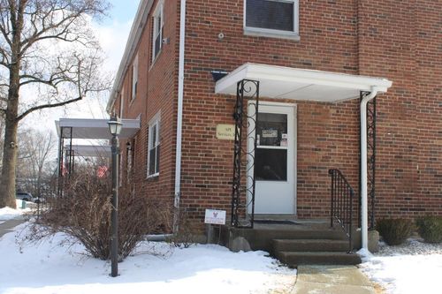 d-867 High St, Worthington, OH, 43085-4154 | Card Image
