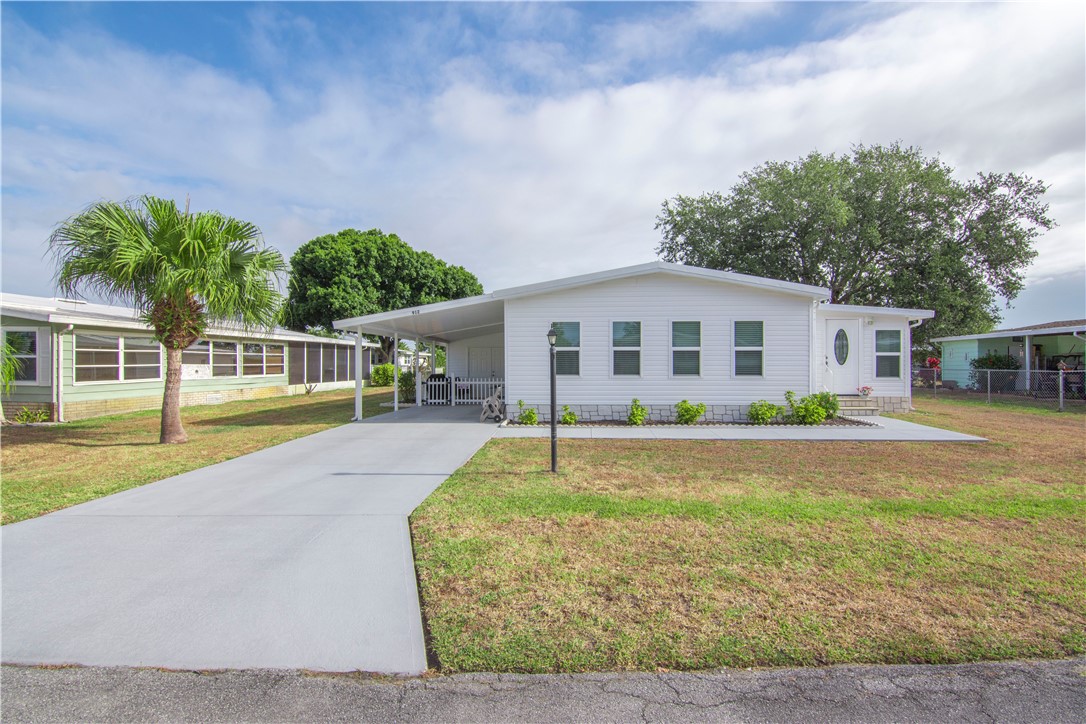 Hemlock St, Sebastian, FL 32976