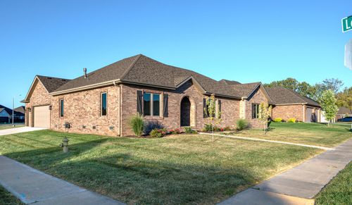 3579 W Cherokee St, Springfield, MO, 65807-2696 | Card Image