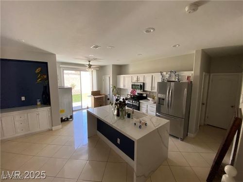 1154 Warm Sun Ct, Las Vegas, NV, 89110-6709 | Card Image