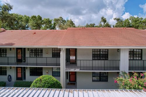 203-2020 Lakeview Dr, CLEARWATER, FL, 33763-4311 | Card Image