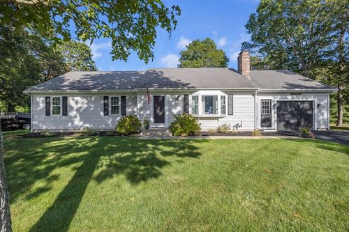25 Woodcrest Ln, West Yarmouth, MA, 02673-2616 | Card Image