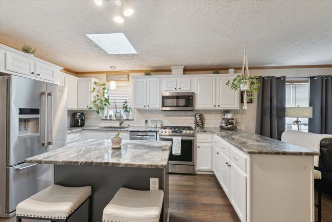 24922 N Hampton Dr, House other with 4 bedrooms, 3 bathrooms and null parking in Flat Rock MI | Image 15