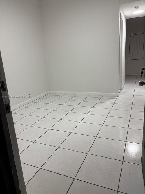 2-2070 Washington Ave, Opa-Locka, FL, 33054-2861 | Card Image