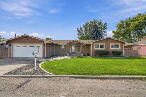 3008 W Ella St, Pasco, WA, 99301-3205 | Card Image
