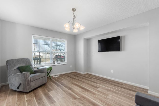 171 Chestnut Commons Dr, House other with 4 bedrooms, 3 bathrooms and null parking in Commercial Point OH | Image 7