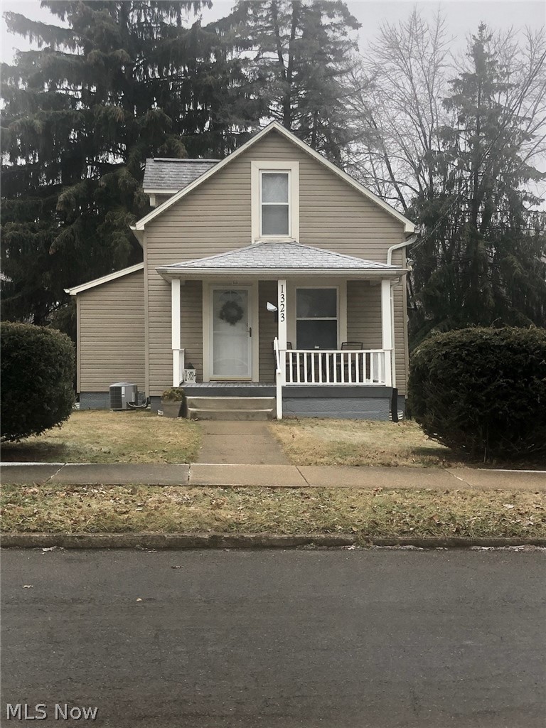 1323 S Rockhill Avenue, Sold in Alliance Zoocasa