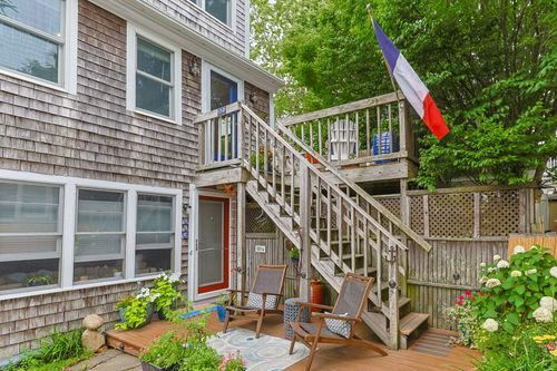 unit-5-15 Court St, Provincetown, MA, 02657-2128 | Card Image
