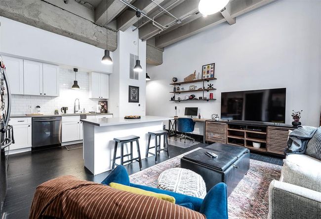 UNIT-321 - 705 Main St, Condo with 1 bedrooms, 1 bathrooms and 1 parking in Houston TX | Image 8