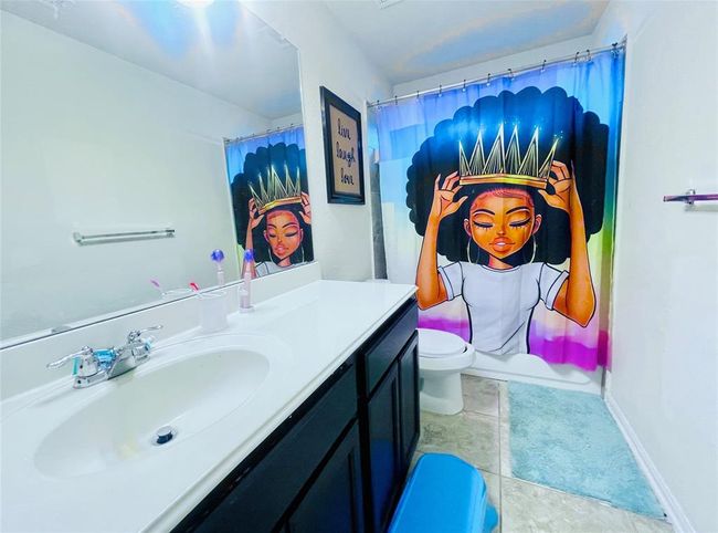 BATHROOM 2 | Image 18