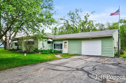 4379 20 Mile Rd, Sand Lake, MI, 49343-9468 | Card Image